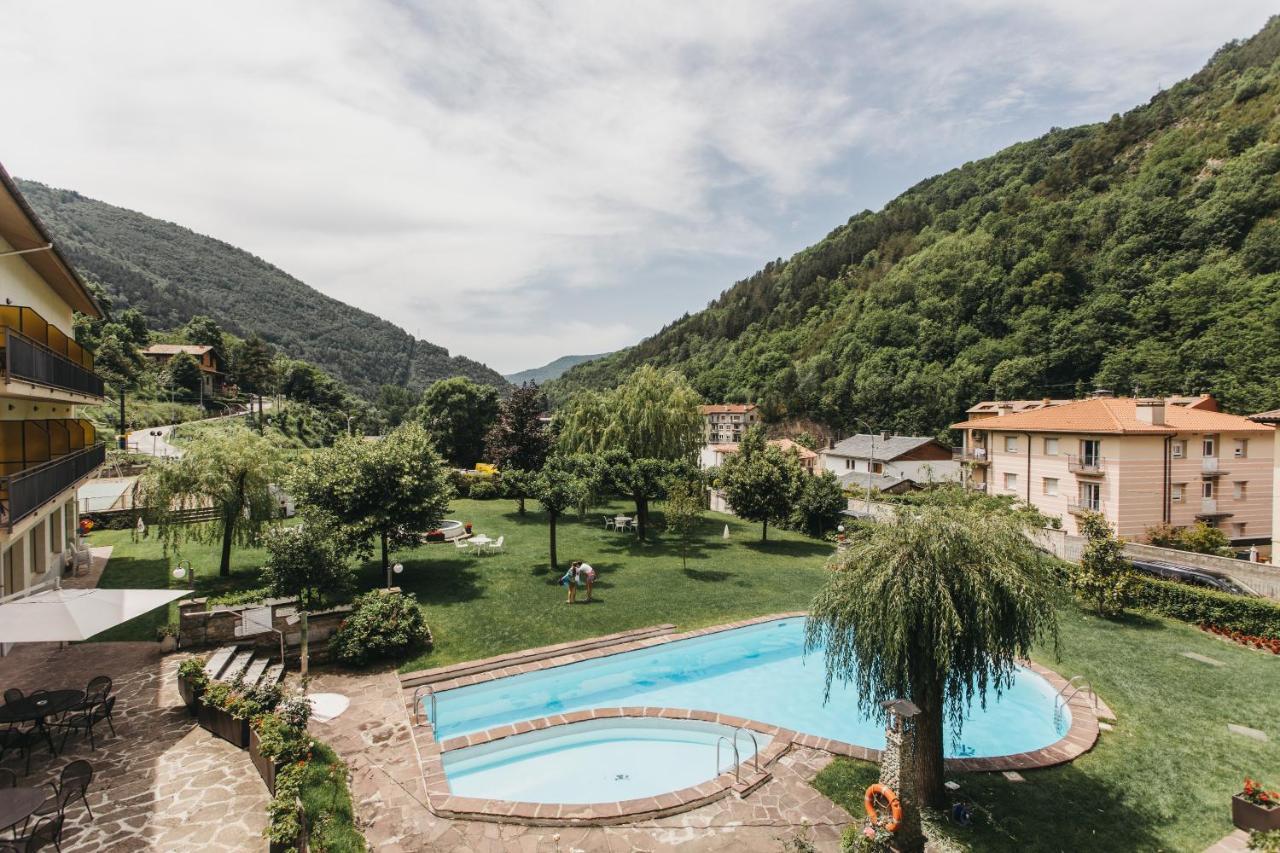 Hotel Catalunya Park Ribes De Freser Exterior foto